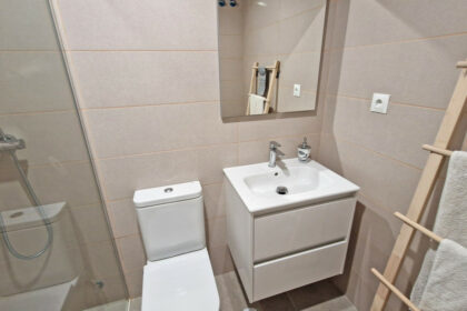 ab353da6e9f81647cbcb8a4205348824 - 14