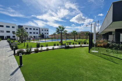 ab353da6e9f81647cbcb8a4205348824 - 19