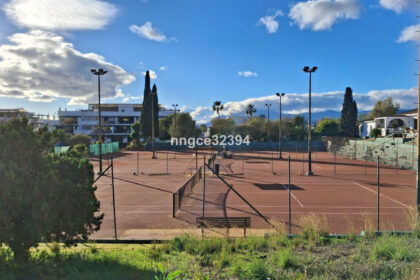 ab54a87ffaeea34cdf96b082d0d6f9c6 - 18