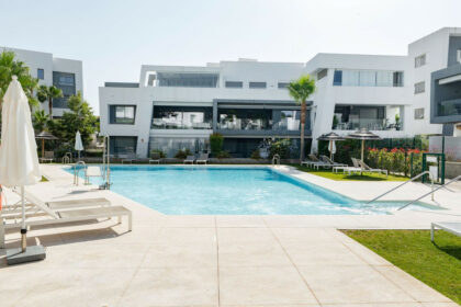 ab8cb40c0793dc8bb101eaa47824ee9d - 1