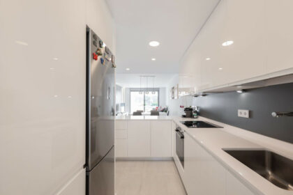 ab8cb40c0793dc8bb101eaa47824ee9d - 12