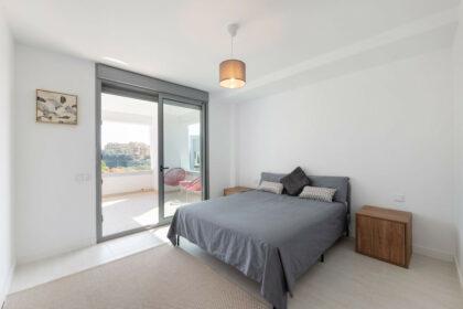 ab8cb40c0793dc8bb101eaa47824ee9d - 5