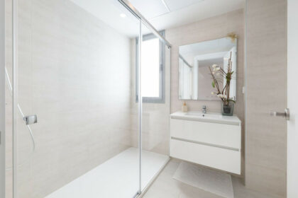 ab8cb40c0793dc8bb101eaa47824ee9d - 8