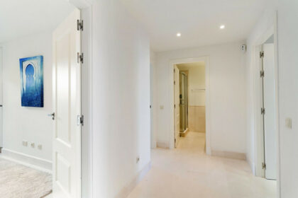 ab9cb4e4756aa53a4b130b83fc663232 - 14