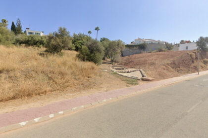 ac33d1620eb9543ee3701d60443c2907 - 13