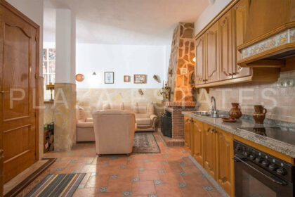 acacf869c119f3f335571b568090d8f0 - 19