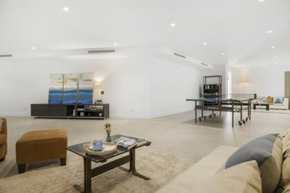 aeb7ac09c0e474aac42f36335fcd6498 - 18