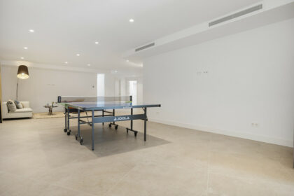 aeb7ac09c0e474aac42f36335fcd6498 - 19