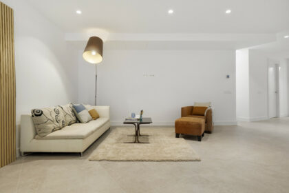 aeb7ac09c0e474aac42f36335fcd6498 - 20