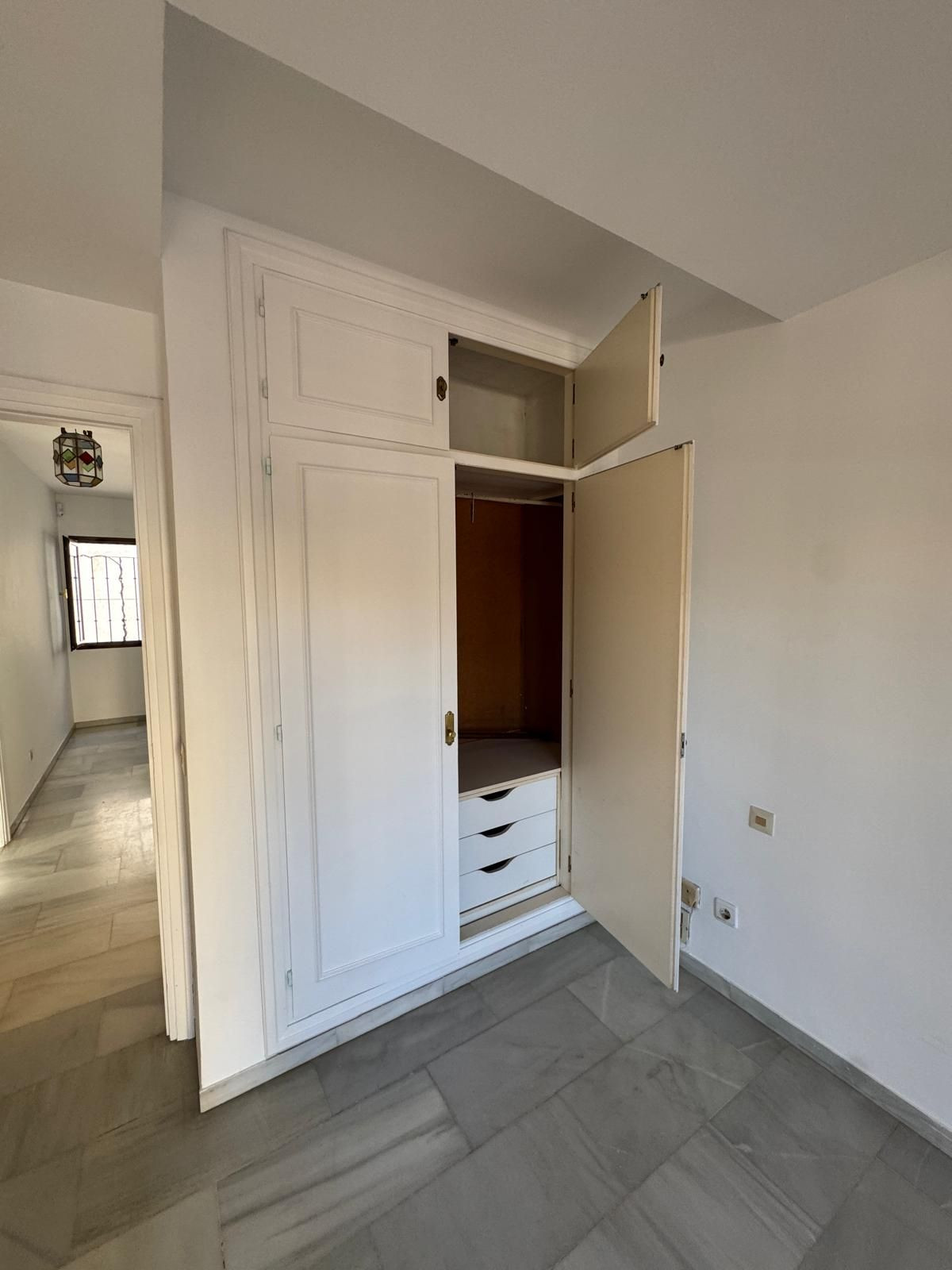 aecb022e9300646697edce5d5c462105 - 14