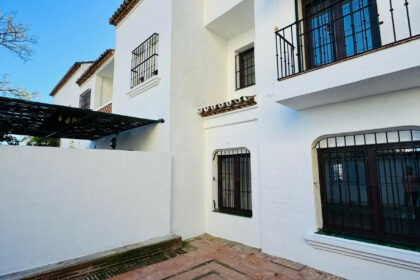 aecb022e9300646697edce5d5c462105 - 28