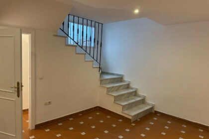 aecb022e9300646697edce5d5c462105 - 9