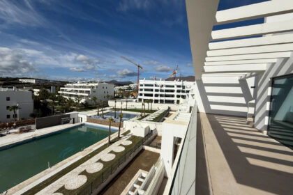 aecdbdce3f6fa4e6042b27f9862cd768 - 17