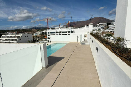 aecdbdce3f6fa4e6042b27f9862cd768 - 32