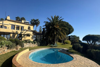 aed2018a579a3f87167c6756aee7974c - 1