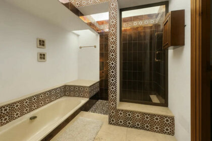 aed2018a579a3f87167c6756aee7974c - 11