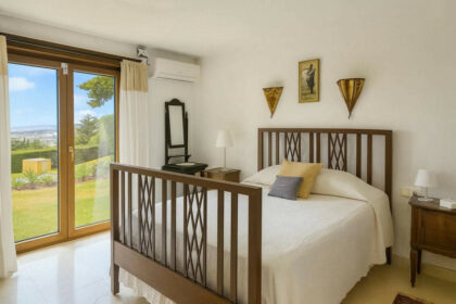 aed2018a579a3f87167c6756aee7974c - 8