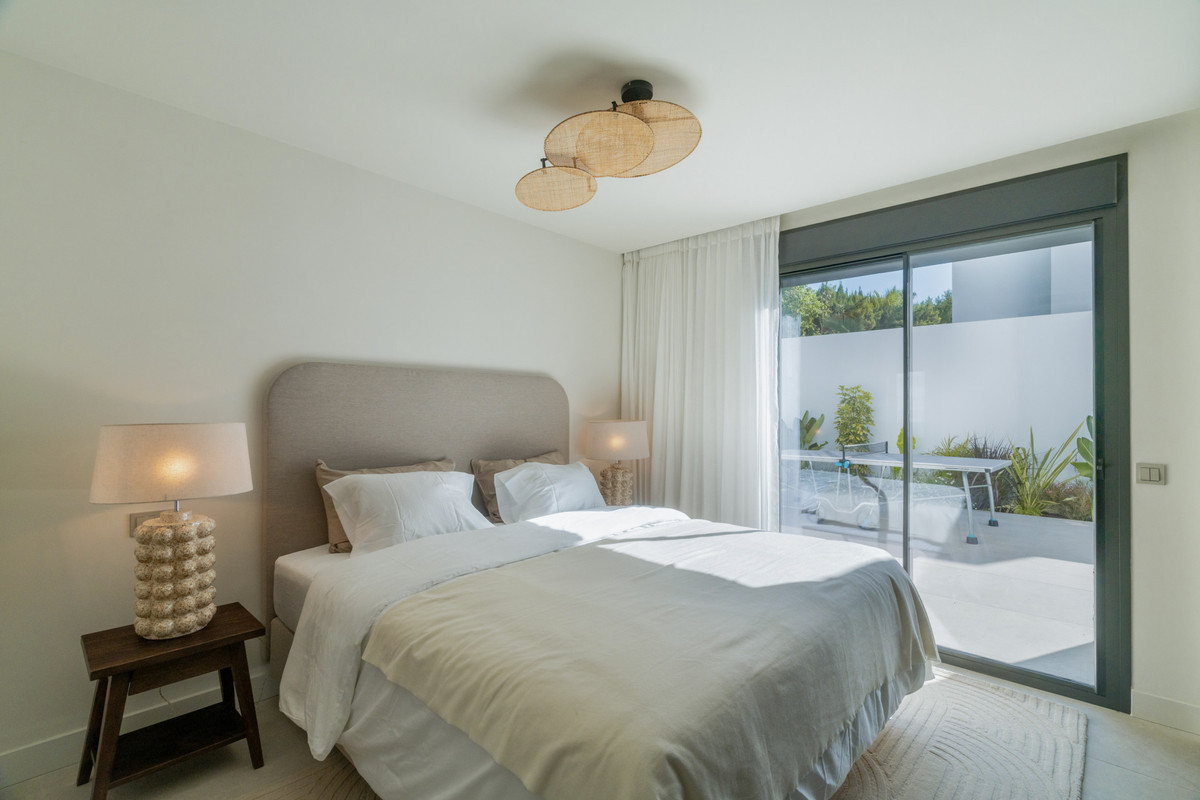 b02124616a68c49e8bd417a138960932 - 13