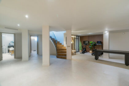 b02124616a68c49e8bd417a138960932 - 20