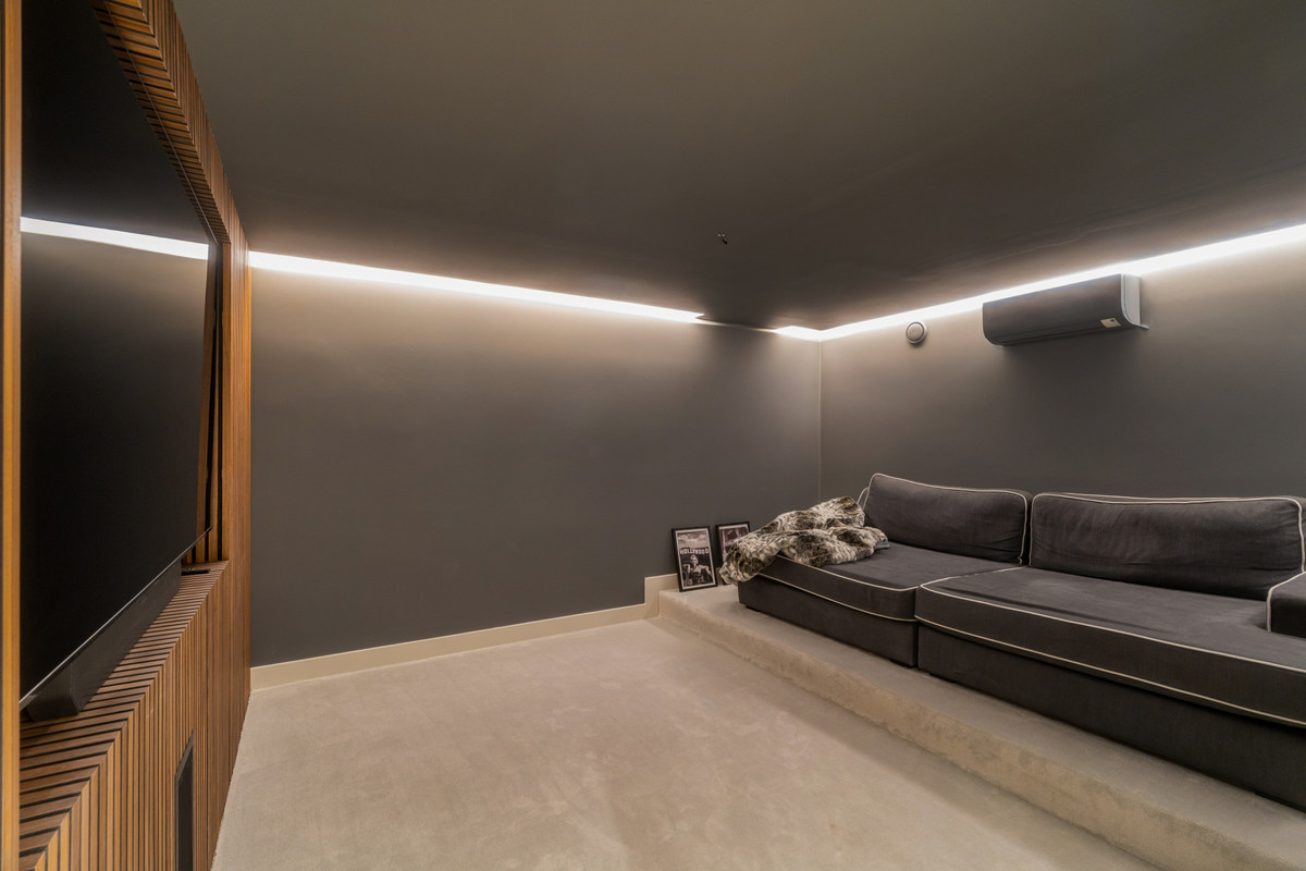 b02124616a68c49e8bd417a138960932 - 27