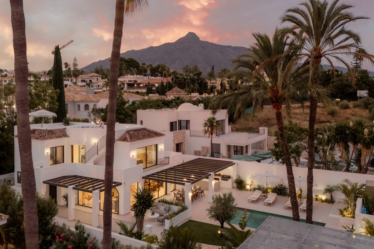 b02124616a68c49e8bd417a138960932 - 38