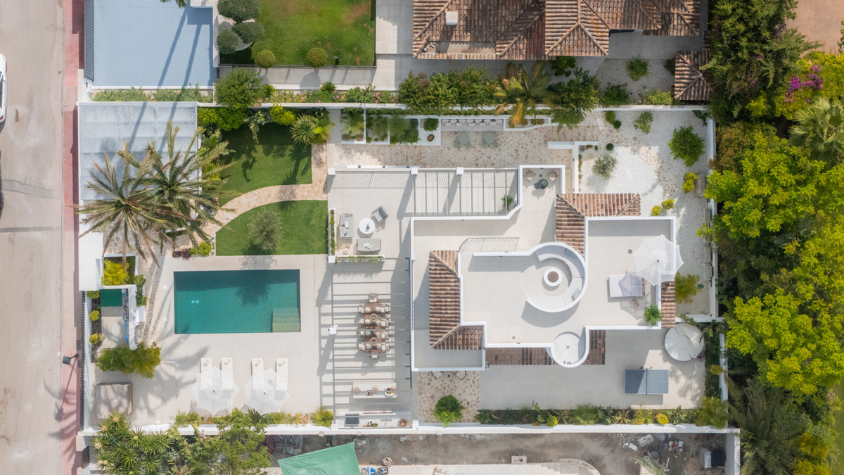 b02124616a68c49e8bd417a138960932 - 40