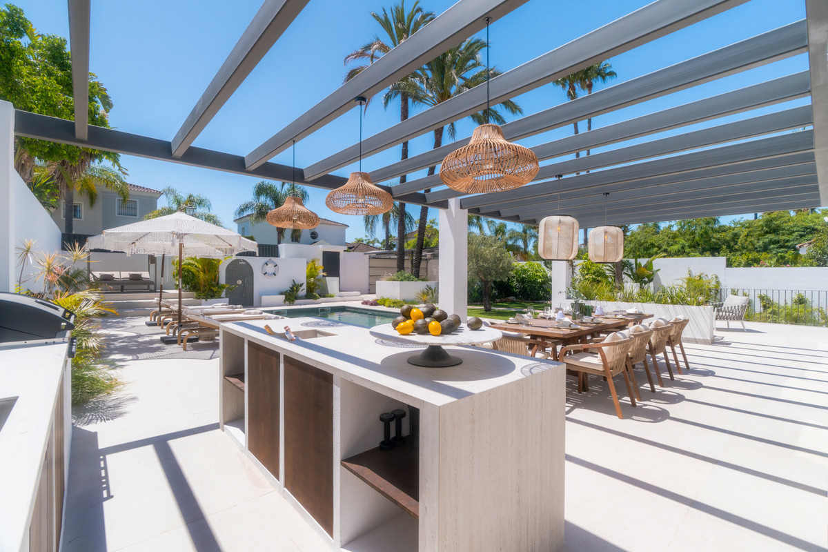 b02124616a68c49e8bd417a138960932 - 6