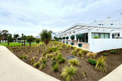 b09704cbf02a26b4f32d92f1fb995ad5 - 18