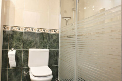 b15dbe5577983b747ea0882d60bb1234 - 20