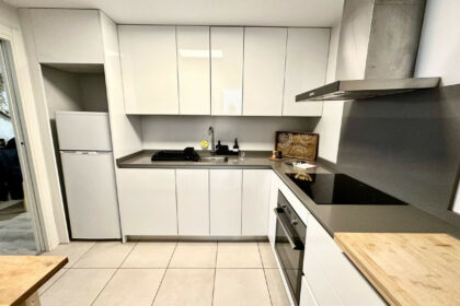 b1e2ebc842147464db9c4b0a4e736de4 - 11