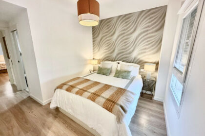 b1e2ebc842147464db9c4b0a4e736de4 - 13