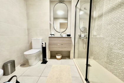 b1e2ebc842147464db9c4b0a4e736de4 - 16