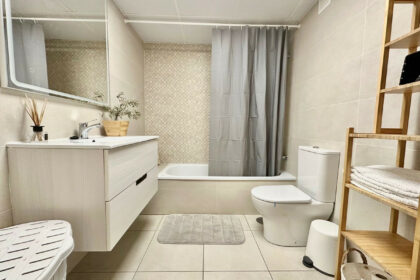 b1e2ebc842147464db9c4b0a4e736de4 - 17