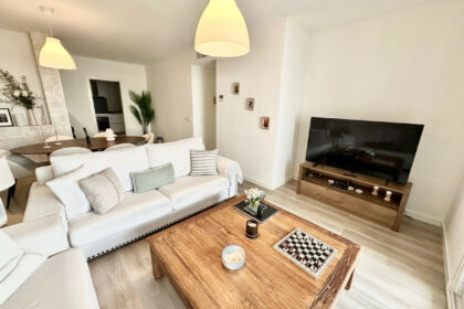 b1e2ebc842147464db9c4b0a4e736de4 - 8