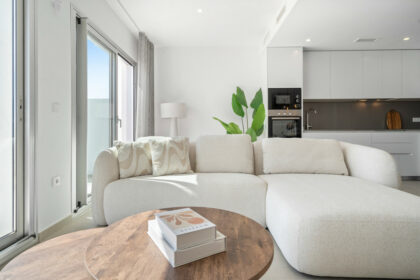 b2f5d57fe8e64838327f2bb47f2965a7 - 6