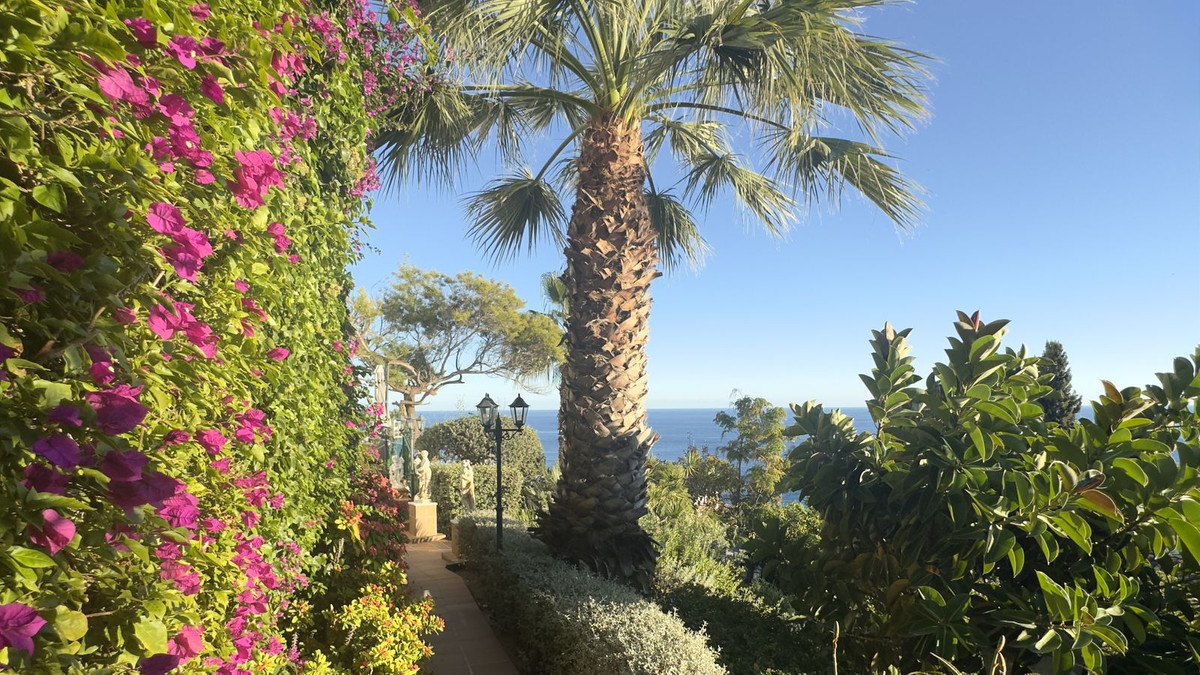 b36890fe03aefa199d564ea429a37eb7 - 61