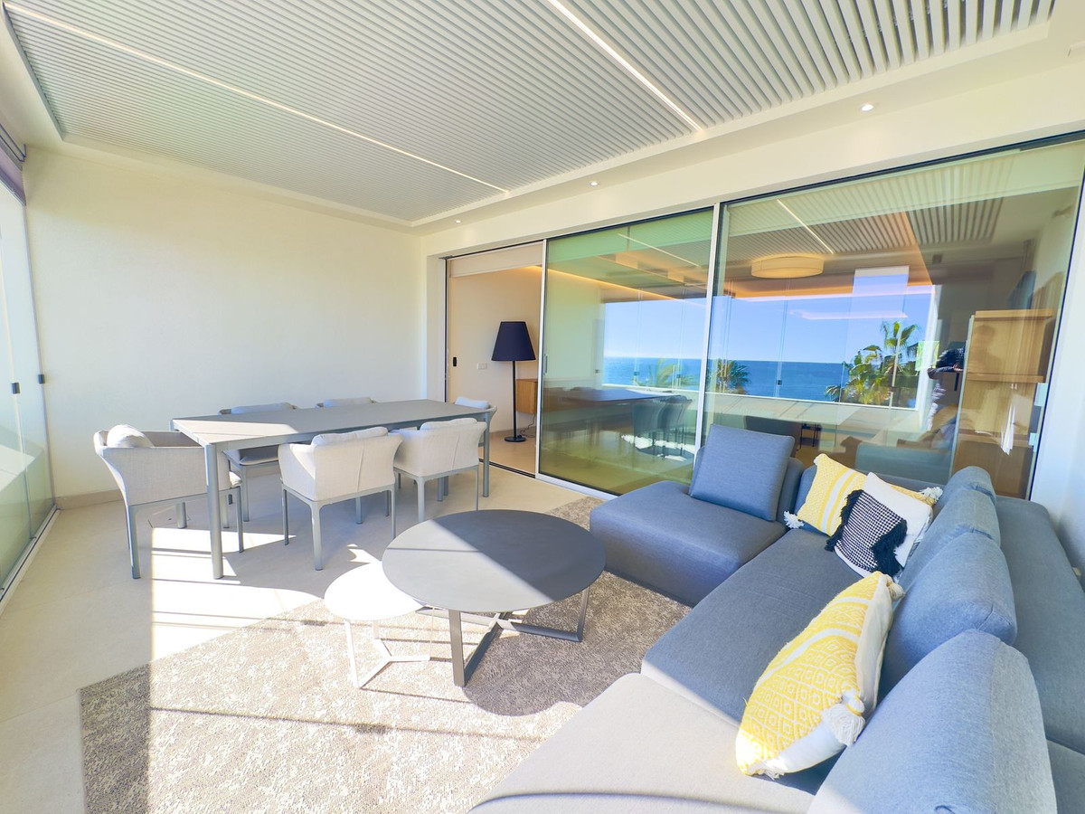 b3edd0196313522606e6dfaff38f9d7f - 16