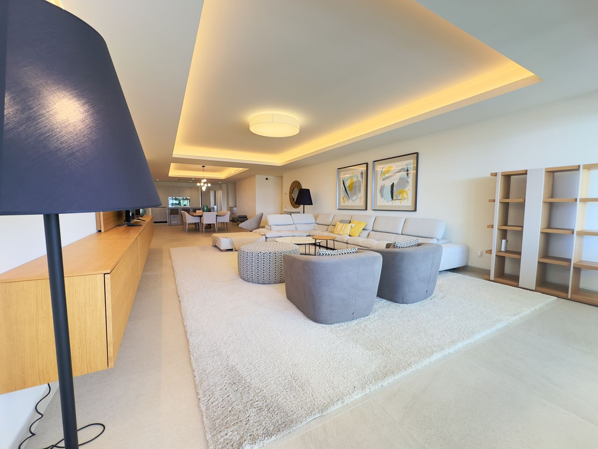 b3edd0196313522606e6dfaff38f9d7f - 17