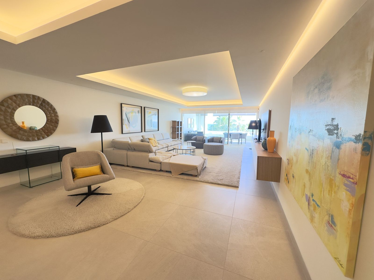 b3edd0196313522606e6dfaff38f9d7f - 22