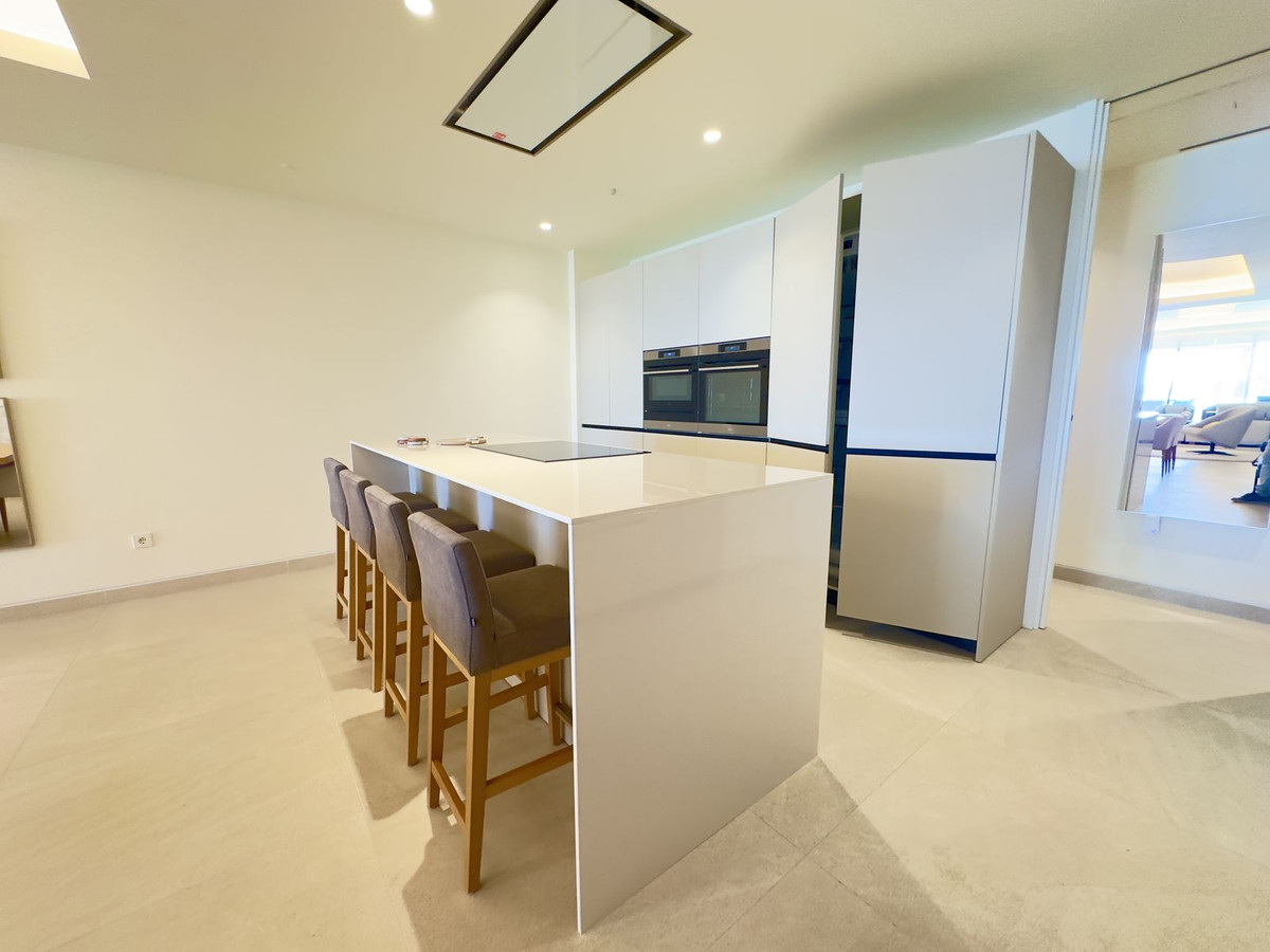 b3edd0196313522606e6dfaff38f9d7f - 25