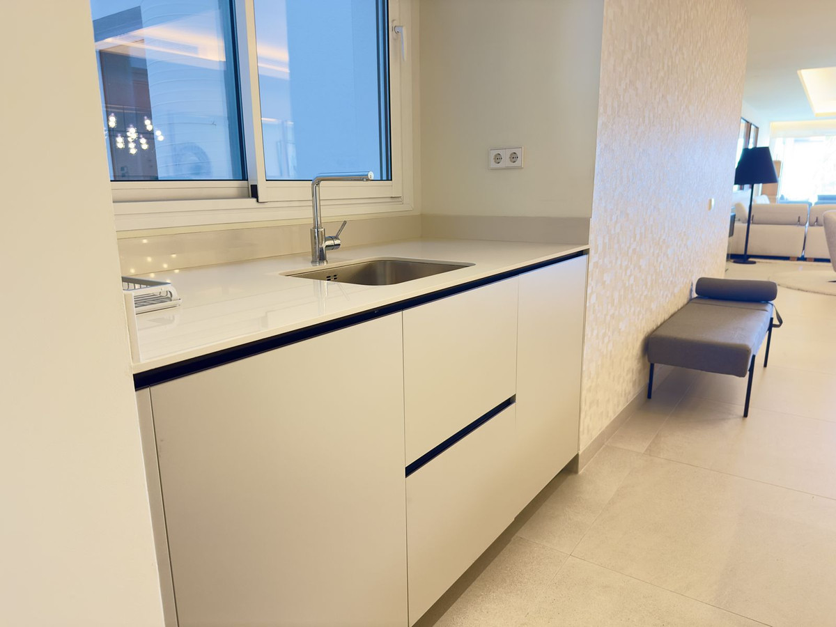 b3edd0196313522606e6dfaff38f9d7f - 27