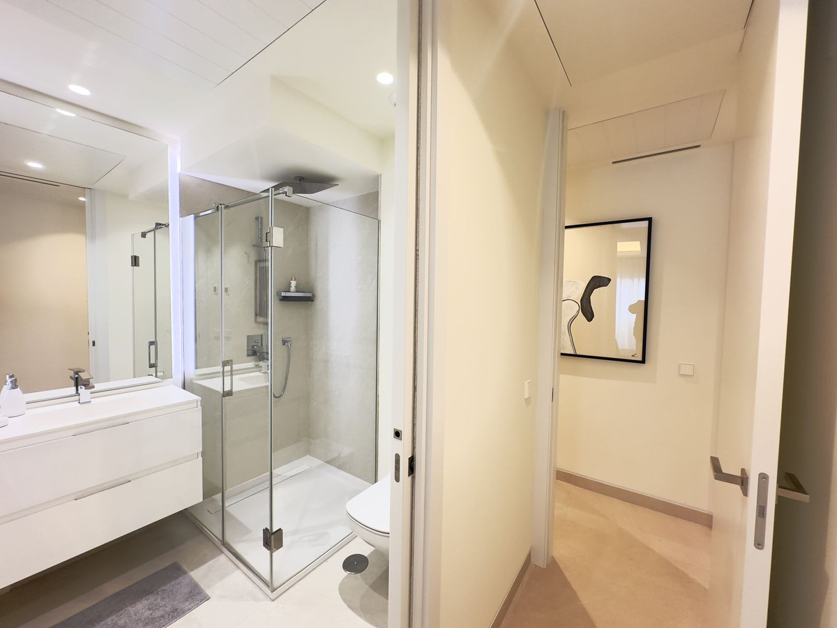 b3edd0196313522606e6dfaff38f9d7f - 38