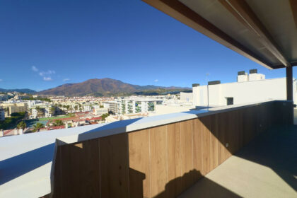 b3edd0196313522606e6dfaff38f9d7f - 50