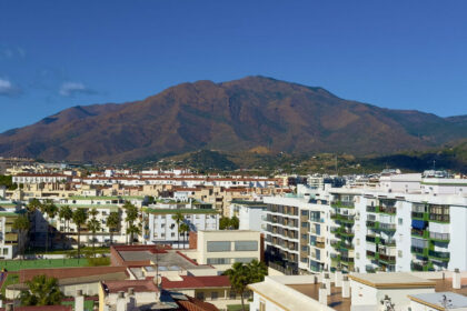 b3edd0196313522606e6dfaff38f9d7f - 52