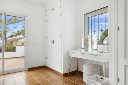 b45c4b5f707d837eb91b6c376040b5c6 - 33