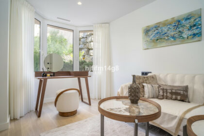 b47d27c30469bcaa802d495773da68cf - 24