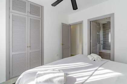 b48050c16f9e8bfc87148d184bbd58dd - 13