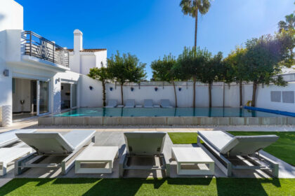 b48050c16f9e8bfc87148d184bbd58dd - 24