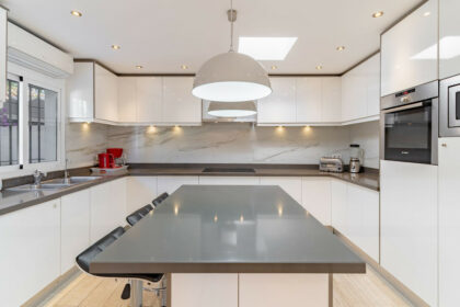 b48050c16f9e8bfc87148d184bbd58dd - 9