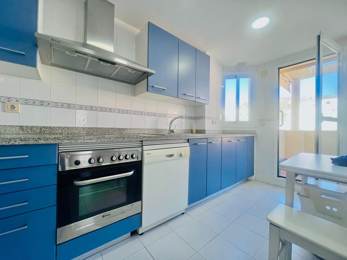 b4c3506736daa30d4df85eb3361c0846 - 12